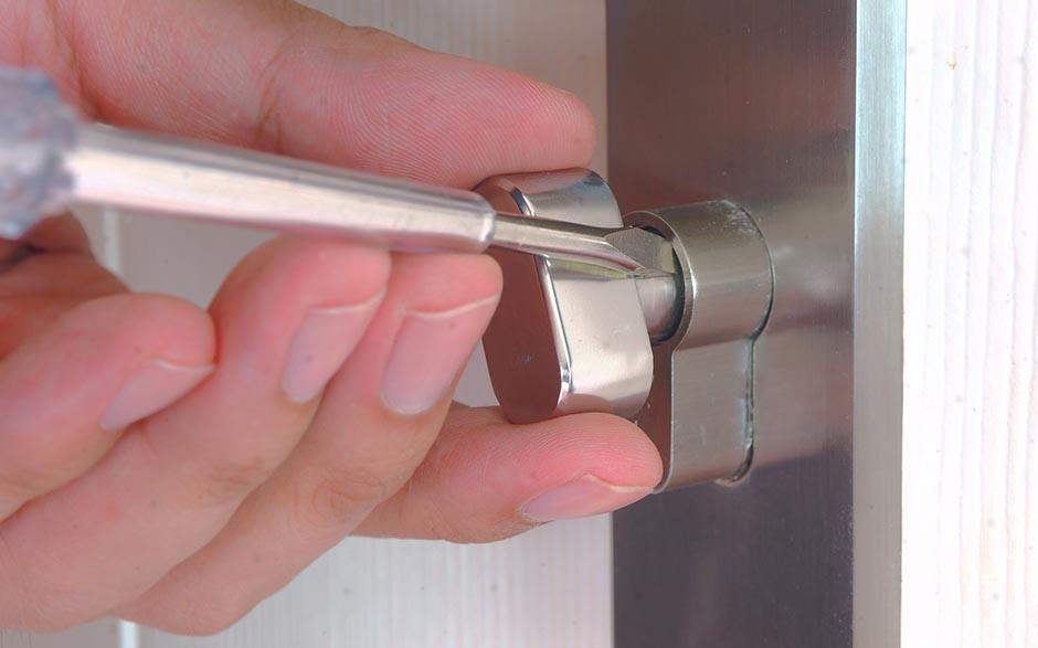 serrure porte de garage basculante Juvisy-sur-Orge